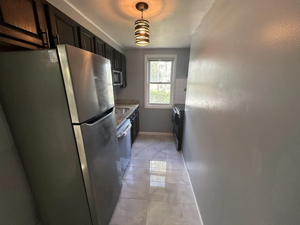 1 bed, 1 bath apartment for rent at 32 Newman Rd Unit 1, Malden — photo 4 of 13