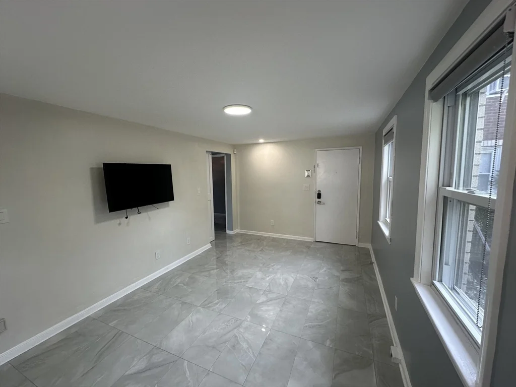 1 bed, 1 bath apartment for rent at 32 Newman Rd Unit 1, Malden — photo 13 of 13
