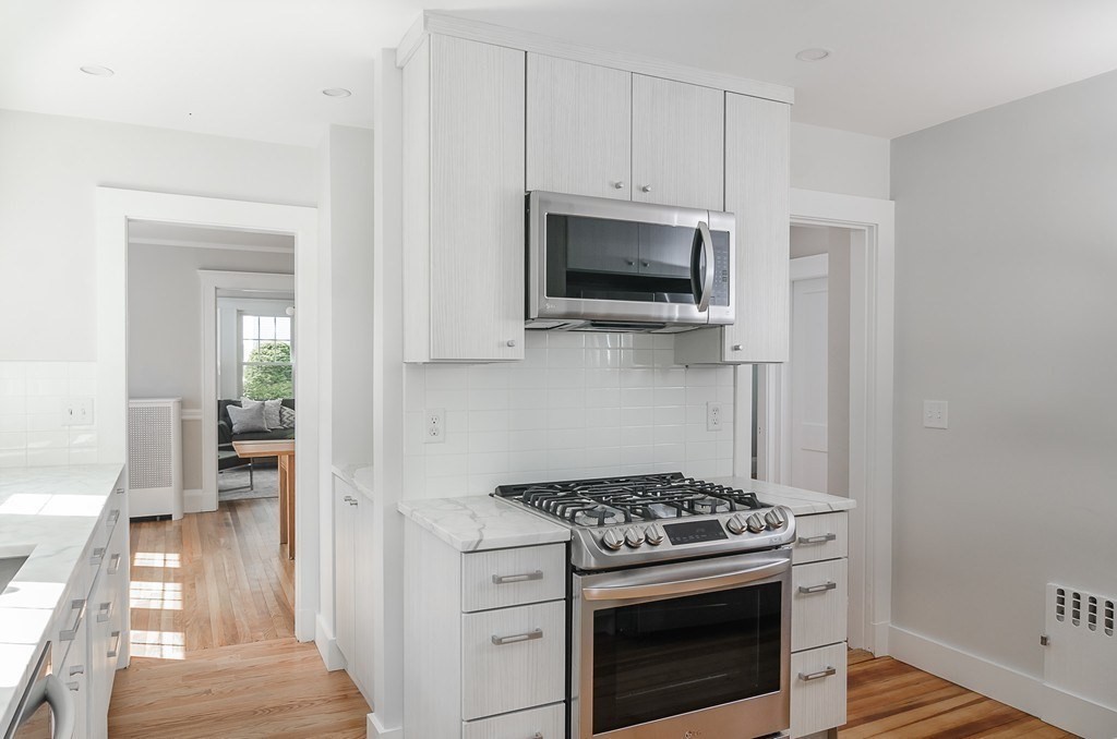2 bed, 1 bath apartment for rent at 32 Newport St Unit 1, Arlington — photo 8 of 15