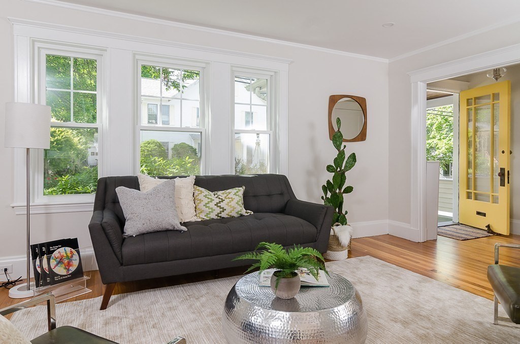 2 bed, 1 bath apartment for rent at 32 Newport St Unit 1, Arlington — photo 3 of 15