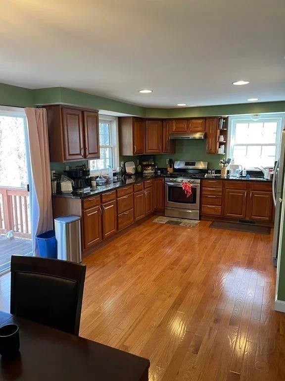 3 bed, 2 bath apartment for rent at 32 Nile St, Billerica — photo 3 of 31