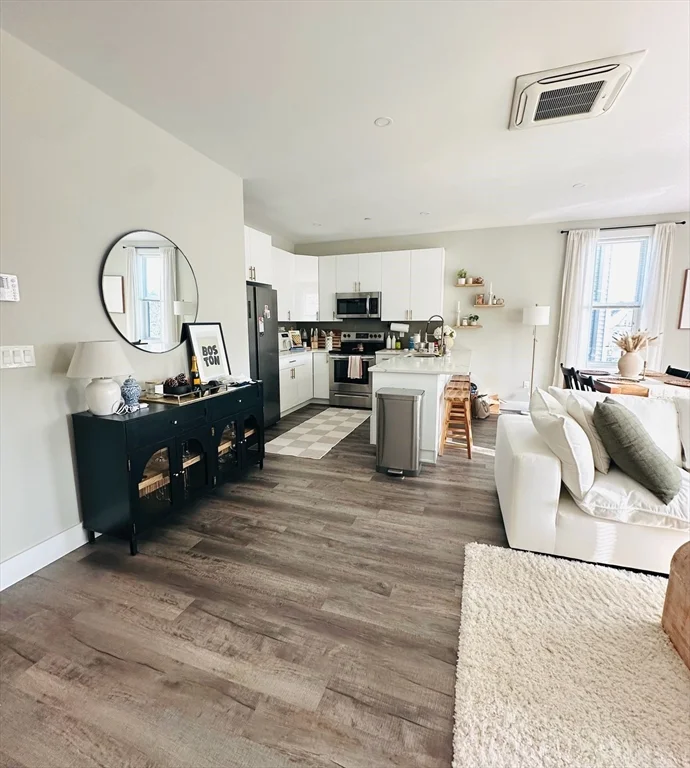 1 bed, 1 bath apartment for rent at 32 Norwood St Unit 4, Dorchester — photo 10 of 19