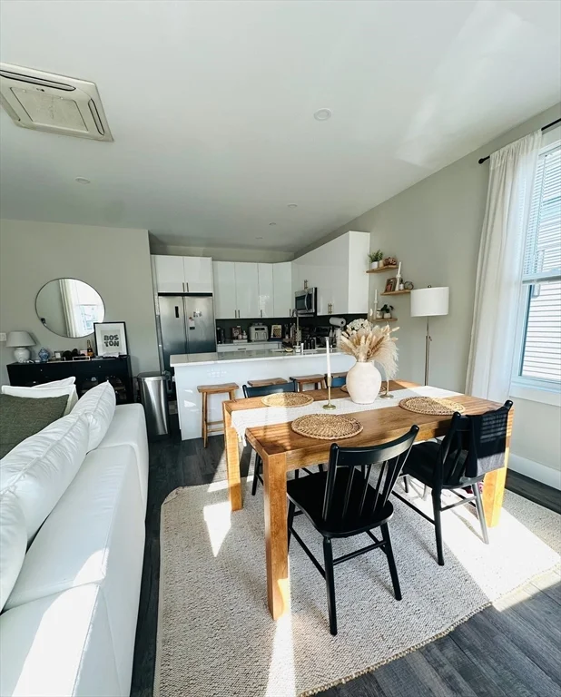 1 bed, 1 bath apartment for rent at 32 Norwood St Unit 4, Dorchester — photo 5 of 19