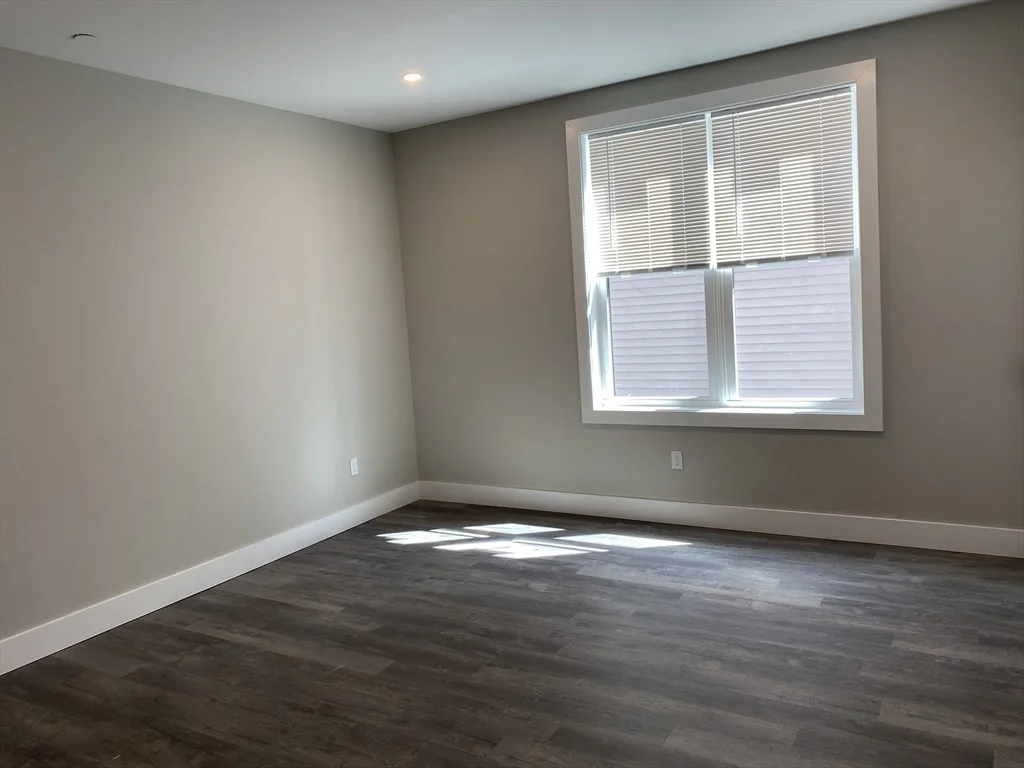 1 bed, 1 bath apartment for rent at 32 Norwood St Unit 5, Dorchester — photo 9 of 25
