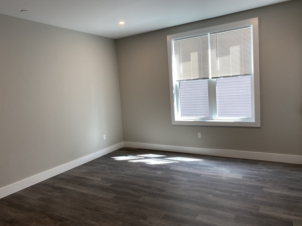 1 bed, 1 bath apartment for rent at 32 Norwood St Unit 6, Dorchester — photo 9 of 25