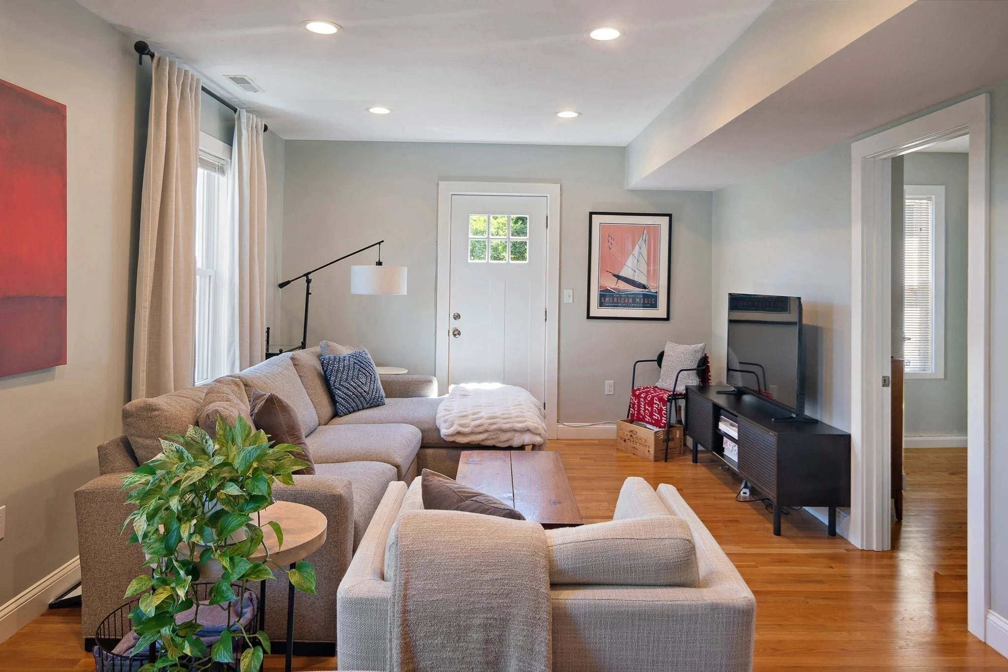 3 bed, 2 bath apartment for rent at 32 Oakland St Unit 32, Newton Corner — photo 4 of 15