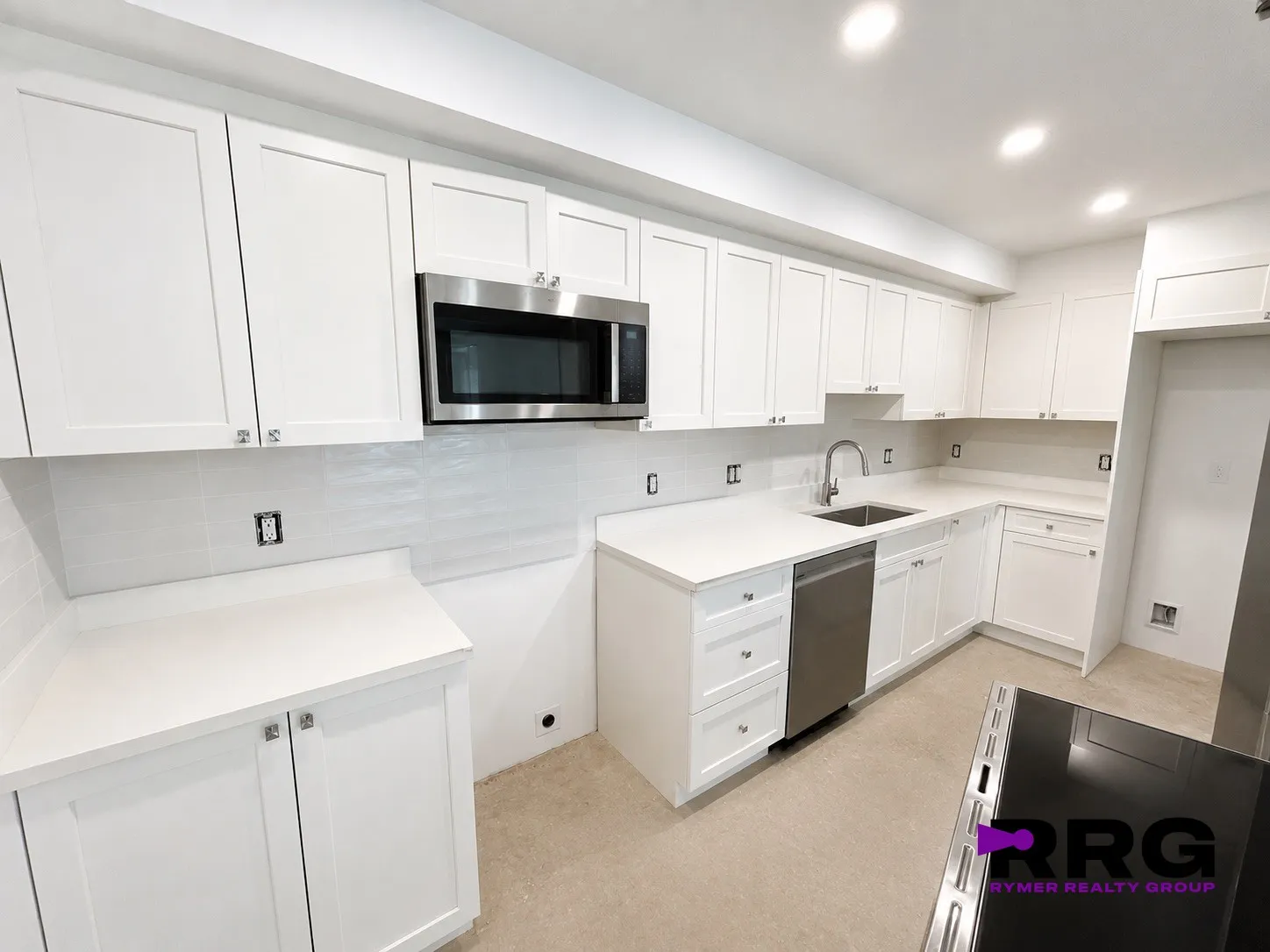 5 bed, 2 bath apartment for rent at 32 Orkney Rd Unit 1, Brighton — photo 1 of 16
