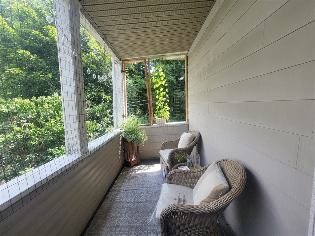 3 bed, 1 bath apartment for rent at 32 Paine St Unit 2, Worcester — photo 16 of 17