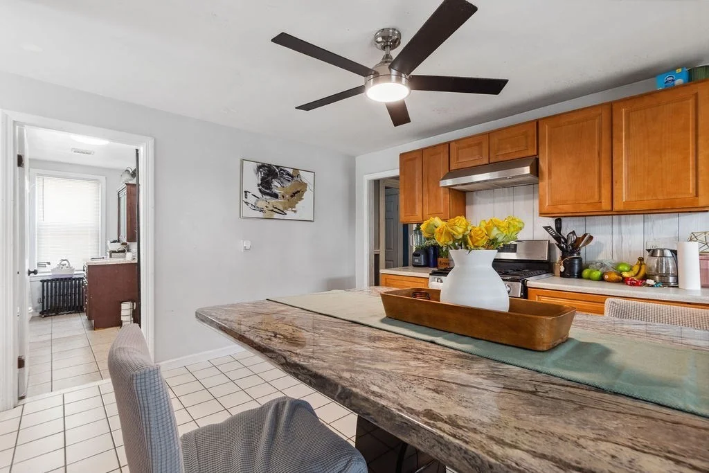 3 bed, 1 bath apartment for rent at 32 Park Rd Unit 1, Brockton — photo 9 of 20