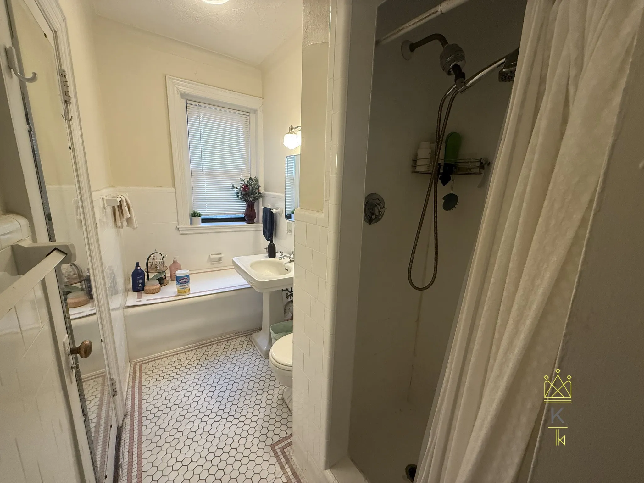 2 bed, 1 bath apartment for rent at 32 Park St Unit 2, Griggs Park — photo 10 of 12