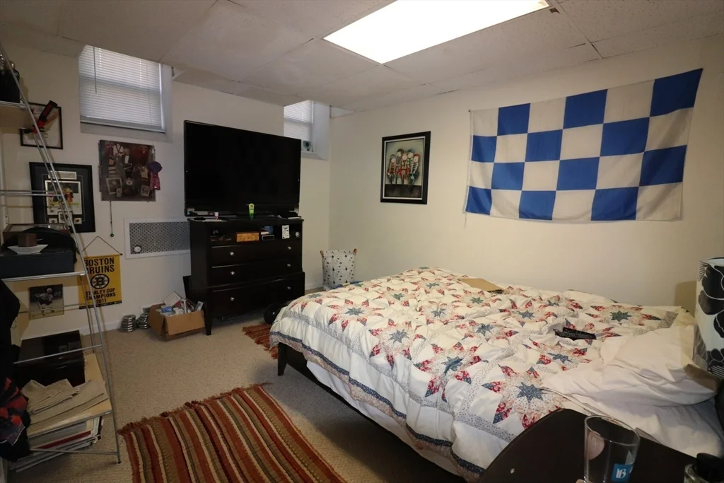 2 bed, 1 bath apartment for rent at 32 Park St Unit B3, Griggs Park — photo 11 of 12