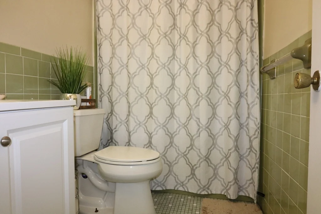 2 bed, 1 bath apartment for rent at 32 Park St Unit B3, Griggs Park — photo 12 of 12