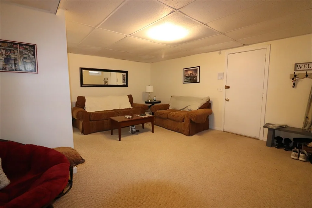 2 bed, 1 bath apartment for rent at 32 Park St Unit B3, Griggs Park — photo 6 of 12