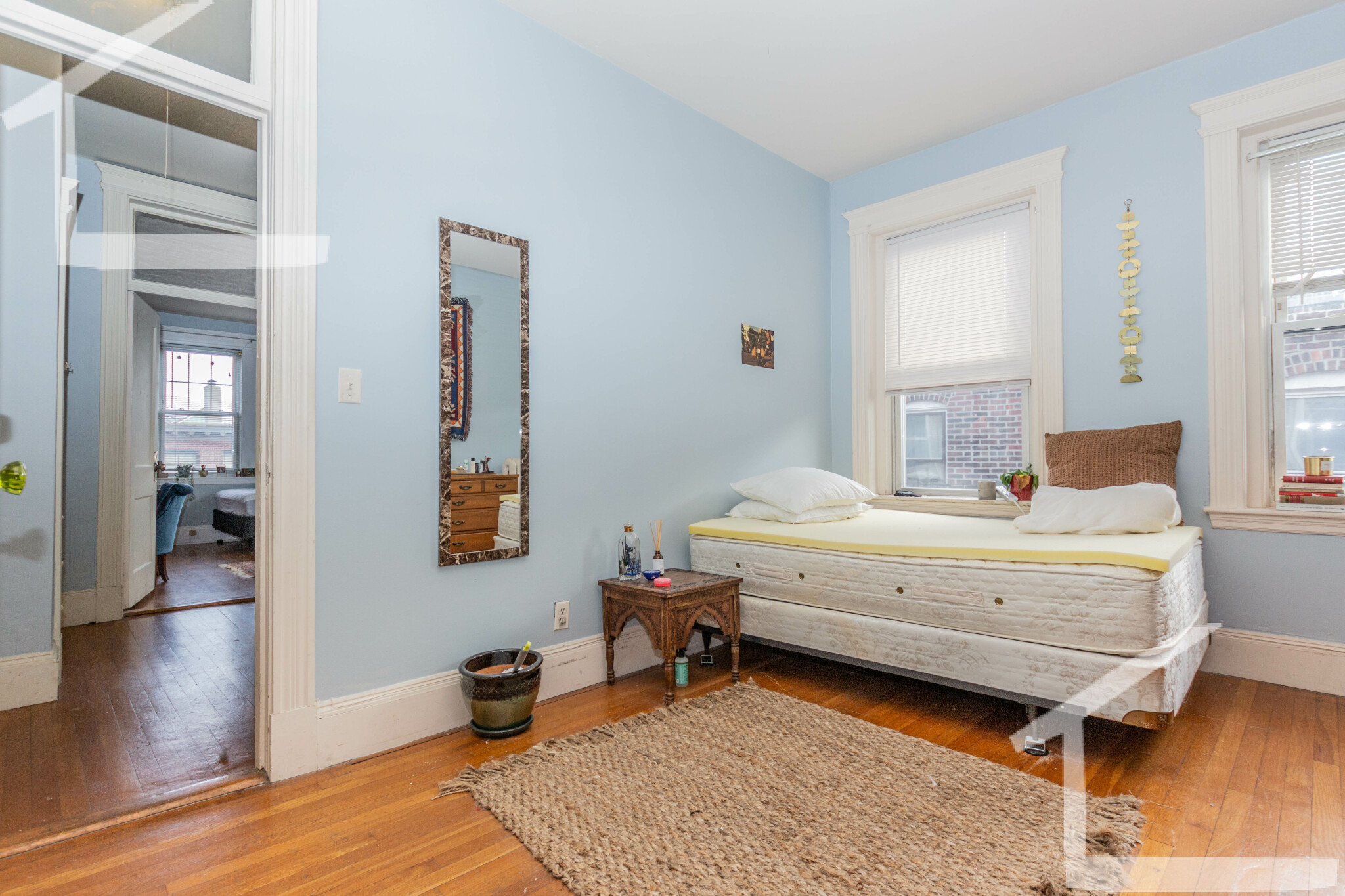 4 bed, 2 bath apartment for rent at 32 Park Vale Ave Unit 7, Brighton — photo 10 of 14