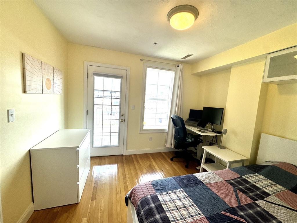 1 bed, 1 bath apartment for rent at 32 Parker St Unit 3-FURNISHED, Charlestown — photo 6 of 11