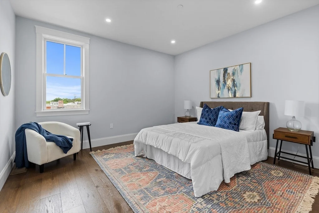 2 bed, 2 bath apartment for rent at 32 Pearl St Unit 5, Dorchester — photo 32 of 41