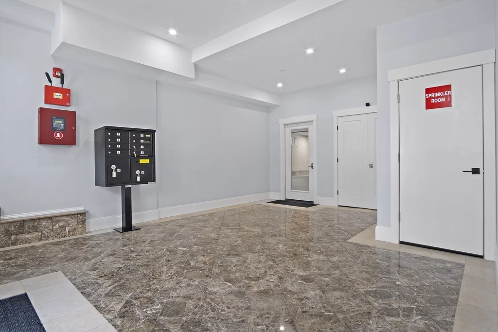 2 bed, 2 bath apartment for rent at 32 Pearl St Unit 5, Dorchester — photo 38 of 41