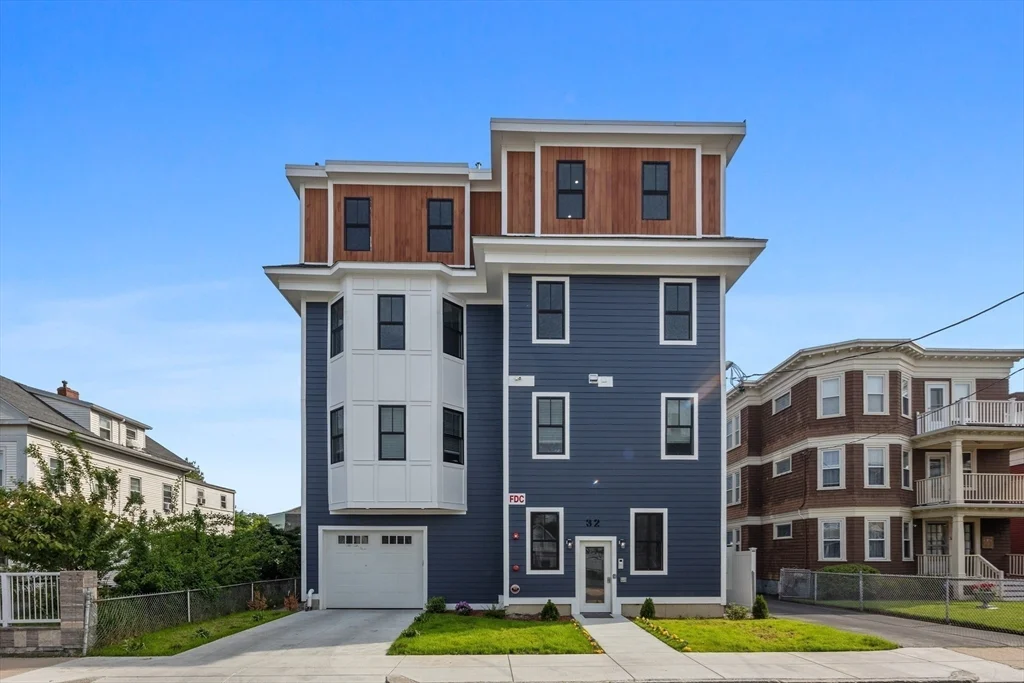 2 bed, 2 bath apartment for rent at 32 Pearl St Unit 5, Dorchester — photo 1 of 41