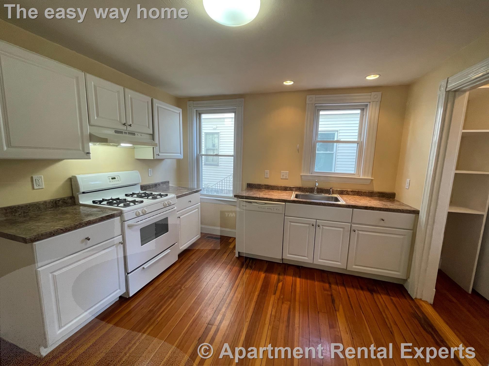 2 bed, 1 bath apartment for rent at 32 Pearson Rd Unit 1, Powderhouse