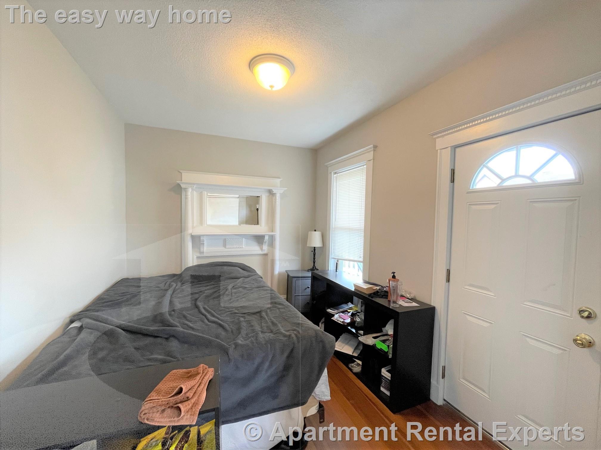 2 bed, 1 bath apartment for rent at 32 Pearson Rd Unit 2, Powderhouse — photo 6 of 13