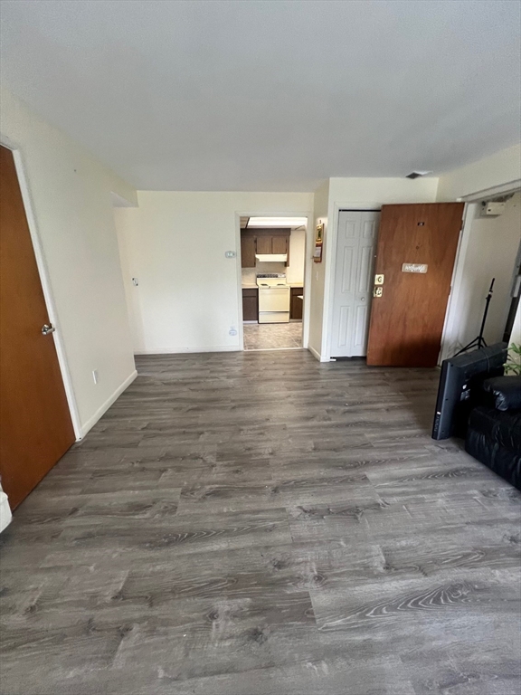 2 bed, 1 bath apartment for rent at 32 Pleasant Dr Unit 19, Stoughton — photo 7 of 12