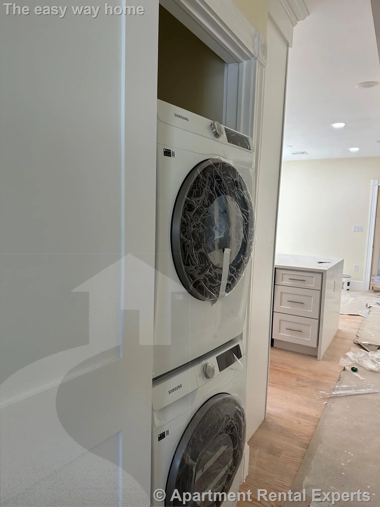 3 bed, 2 bath apartment for rent at 32 Putnam Ave Unit 3, Riverside — photo 9 of 12
