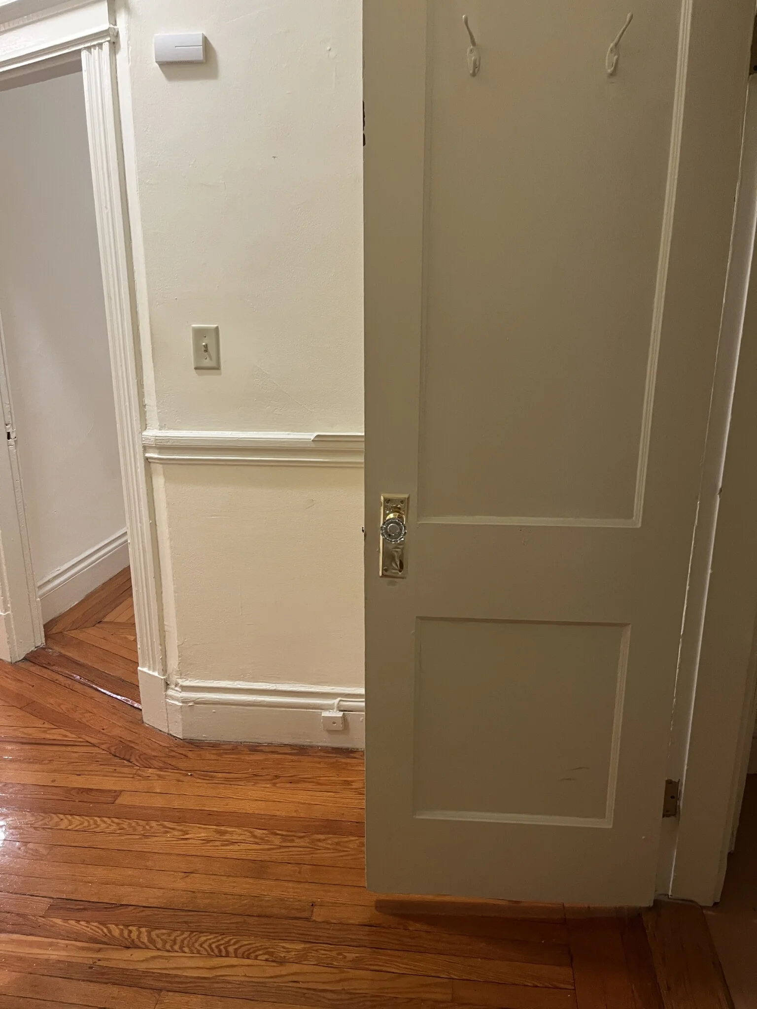 1 bed, 1 bath apartment for rent at 32 Queensberry St Unit U3, Fenway — photo 2 of 17