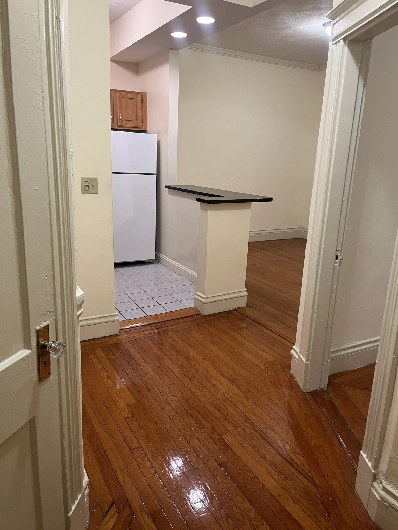 1 bed, 1 bath apartment for rent at 32 Queensberry St Unit U3, Fenway