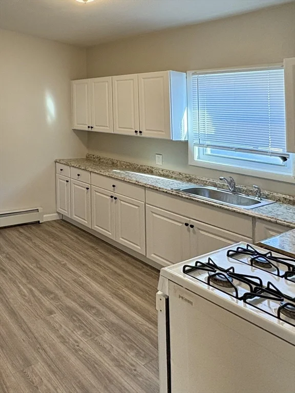 3 bed, 1 bath apartment for rent at 32 Quequechan St Unit 2, Fall River — photo 2 of 11
