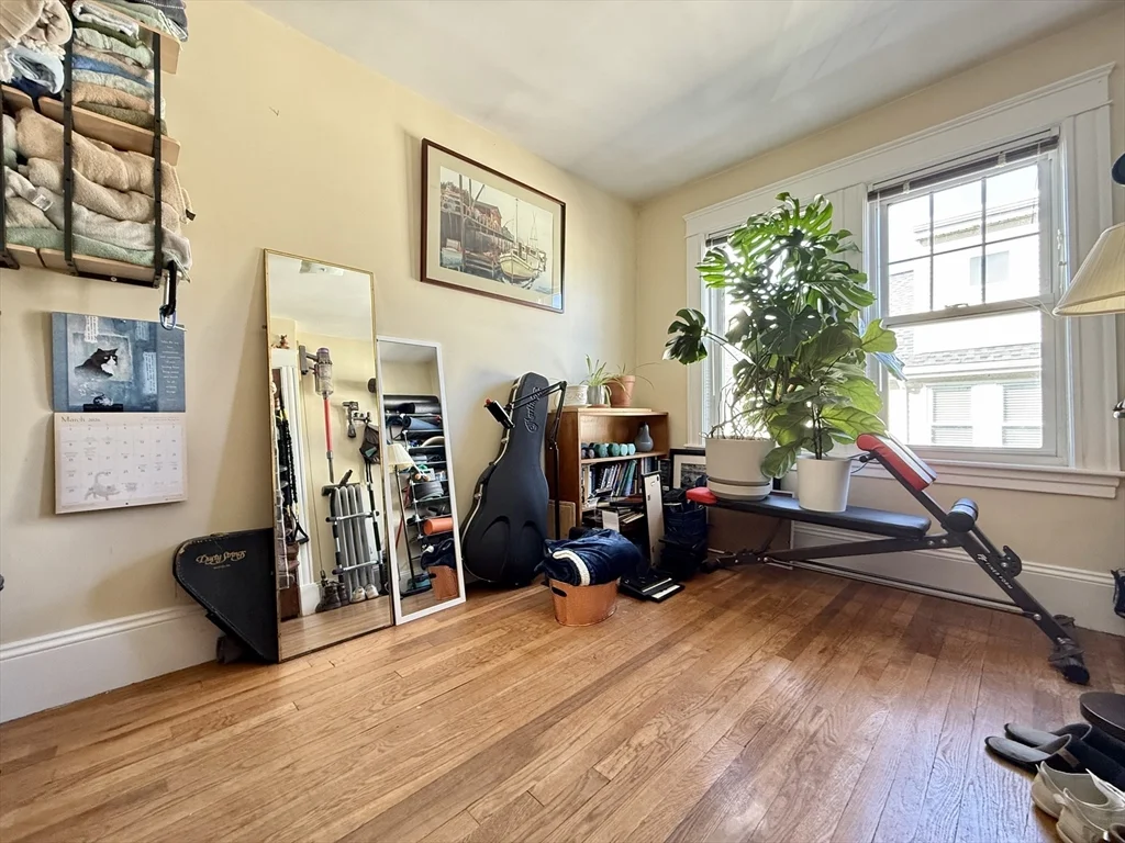 2 bed, 1 bath apartment for rent at 32 Quincy St Unit 32, Watertown — photo 11 of 16
