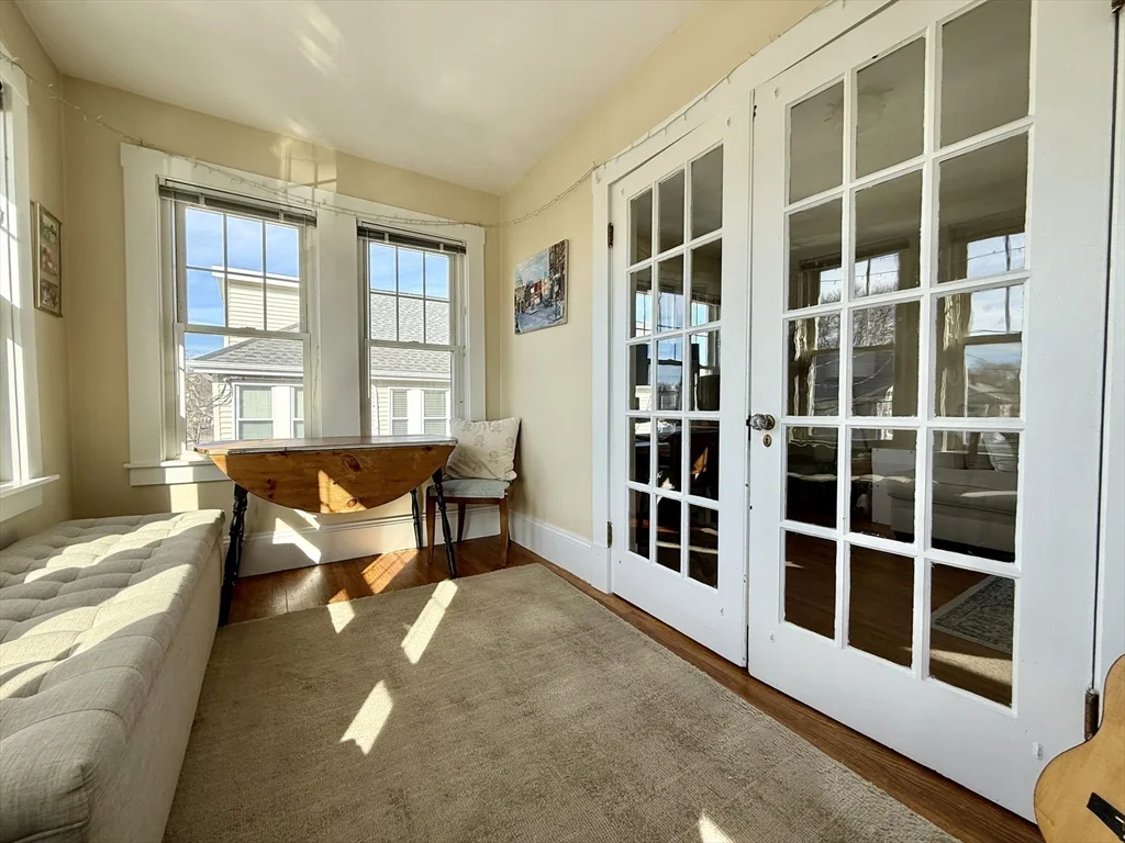 2 bed, 1 bath apartment for rent at 32 Quincy St Unit 32, Watertown — photo 3 of 16