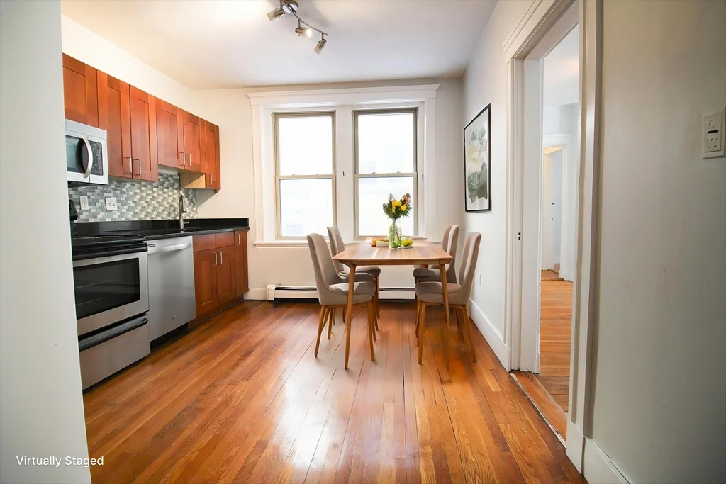 2 bed, 1 bath apartment for rent at 32 Ransom Rd Unit 4, Brighton — photo 2 of 11