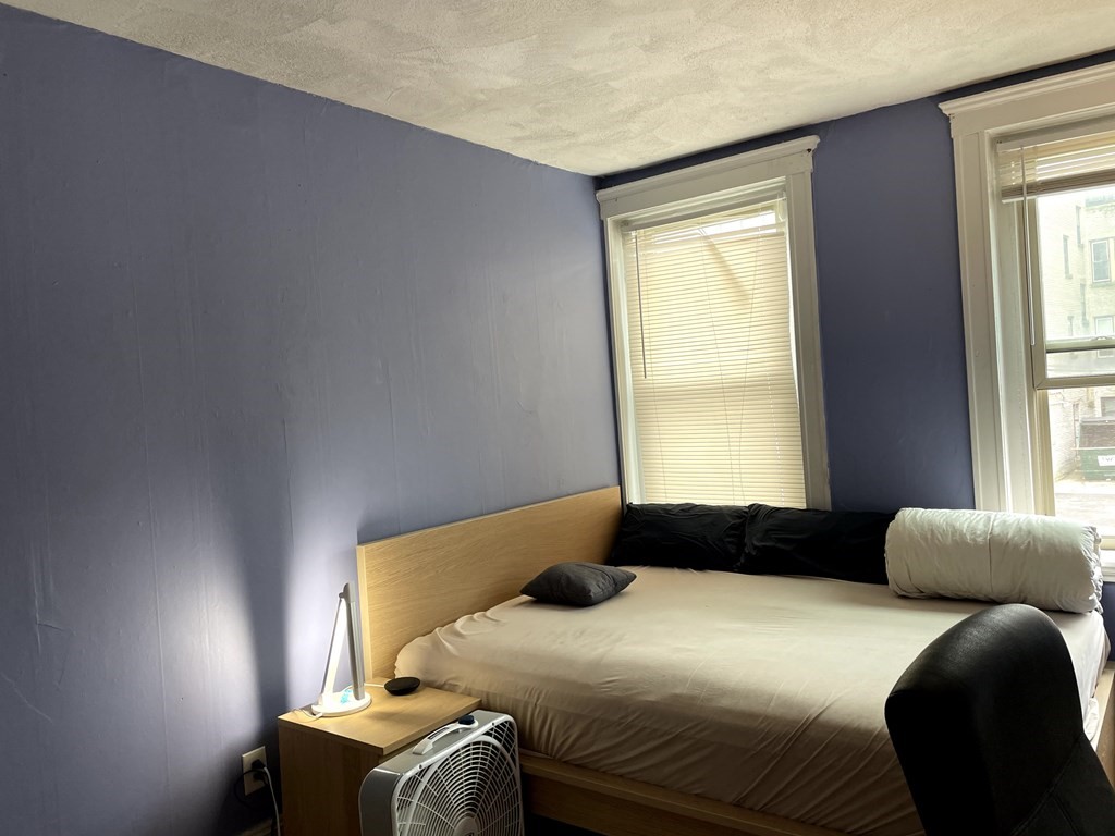 2 bed, 1 bath apartment for rent at 32 Ransom Rd Unit 8, Brighton — photo 9 of 10