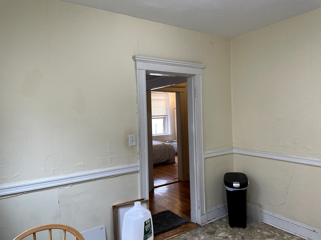 2 bed, 1 bath apartment for rent at 32 Ransom Rd Unit 8, Brighton — photo 5 of 10