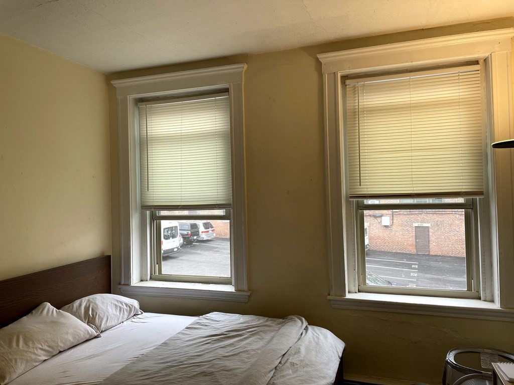 2 bed, 1 bath apartment for rent at 32 Ransom Rd Unit 8, Brighton — photo 4 of 10