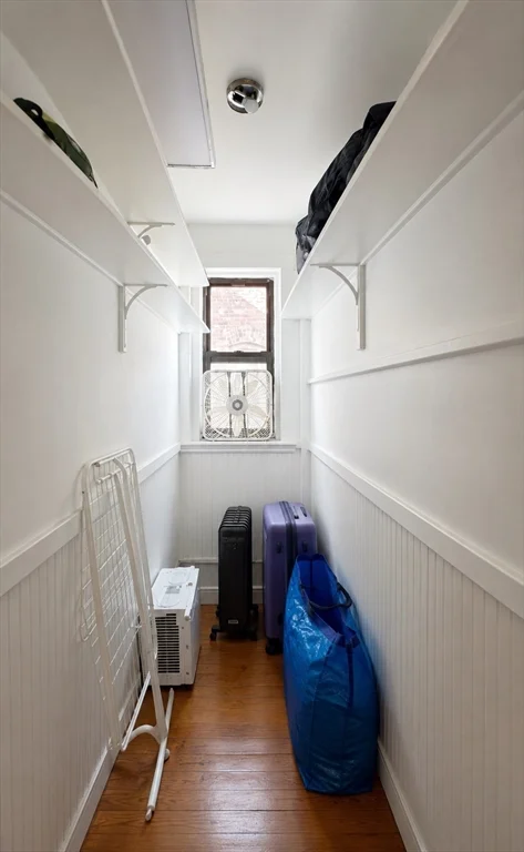 3 bed, 1 bath apartment for rent at 32 Reedsdale Unit 3, Allston — photo 11 of 14