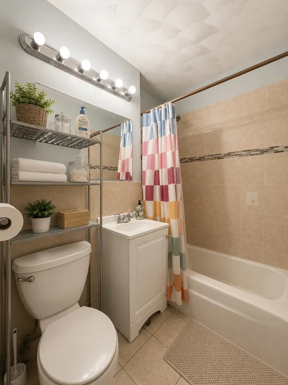 3 bed, 1 bath apartment for rent at 32 Reedsdale Unit 3, Allston — photo 10 of 14