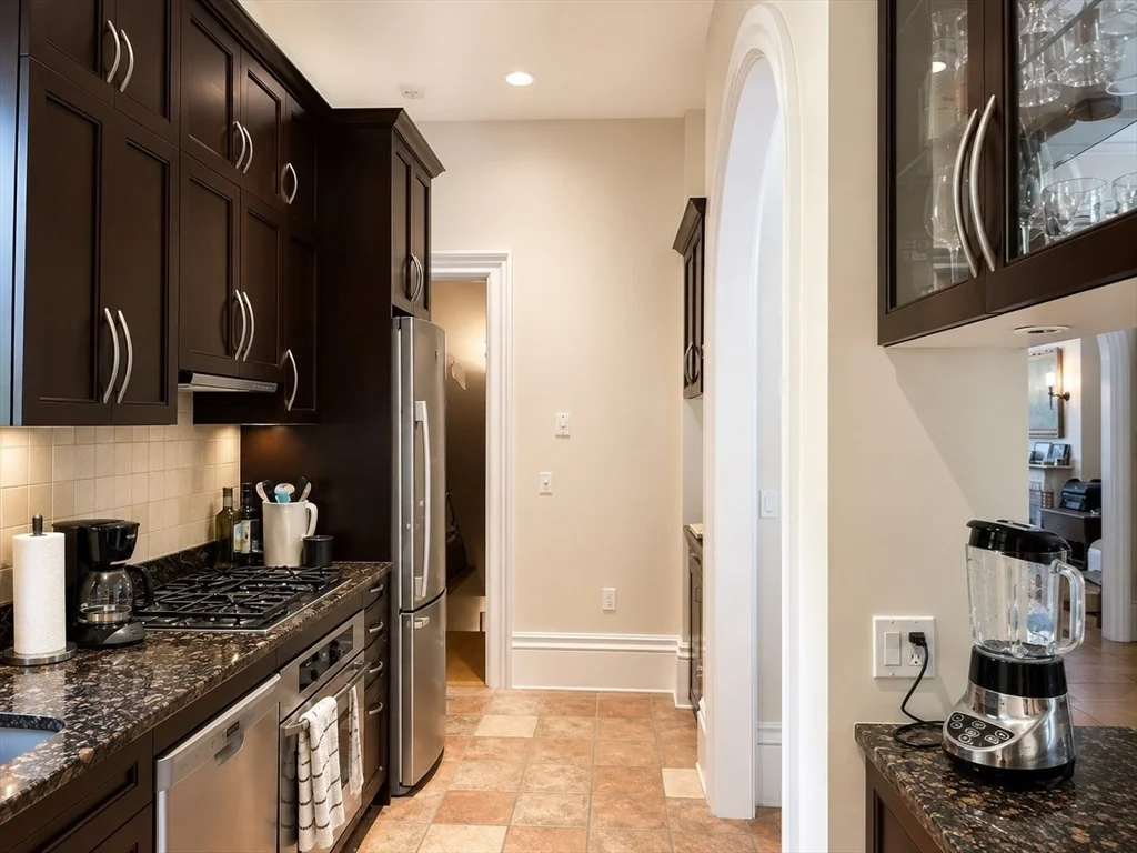 2 bed, 2 bath apartment for rent at 32 River St Unit 1, Central Square — photo 6 of 15