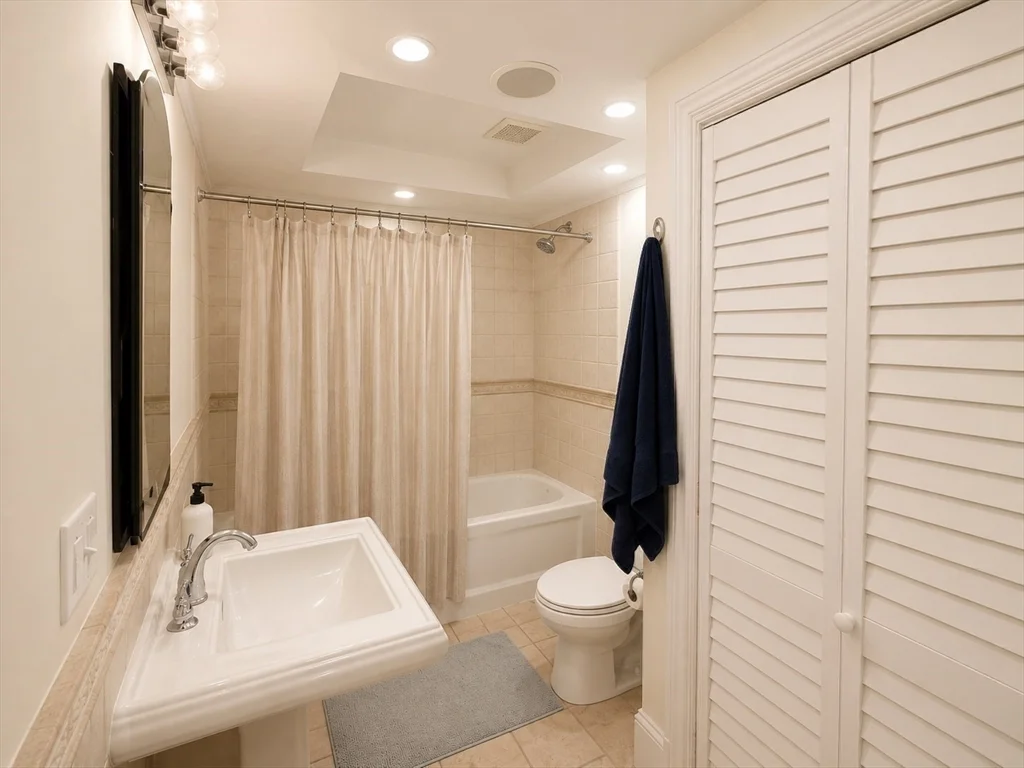 2 bed, 2 bath apartment for rent at 32 River St Unit 1, Central Square — photo 14 of 15