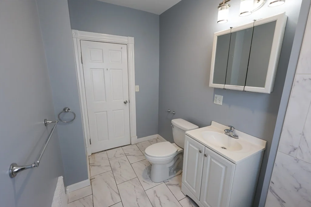 3 bed, 1 bath apartment for rent at 32 Robinson St Unit 1, Dorchester — photo 28 of 39