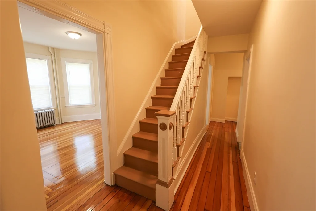 3 bed, 1 bath apartment for rent at 32 Robinson St Unit 1, Dorchester — photo 31 of 39