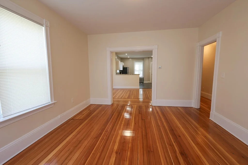 3 bed, 1 bath apartment for rent at 32 Robinson St Unit 1, Dorchester — photo 20 of 39