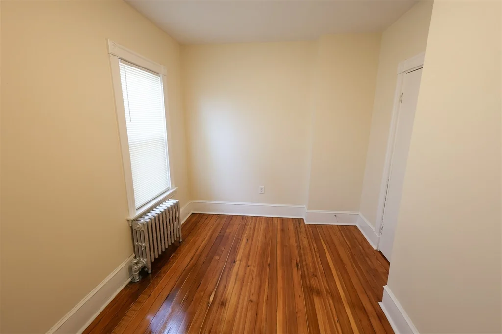 3 bed, 1 bath apartment for rent at 32 Robinson St Unit 1, Dorchester — photo 39 of 39