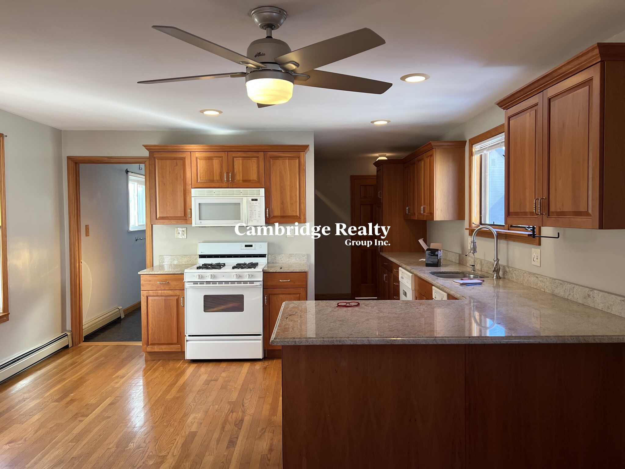 2 bed, 2 bath apartment for rent at 32 Robinson St Unit 2, Winter Hill — photo 1 of 20