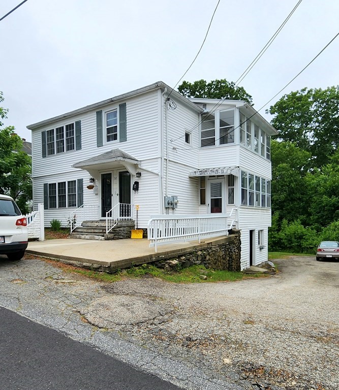 3 bed, 1 bath apartment for rent at 32 Roger St Unit 2, Southbridge — photo 1 of 10