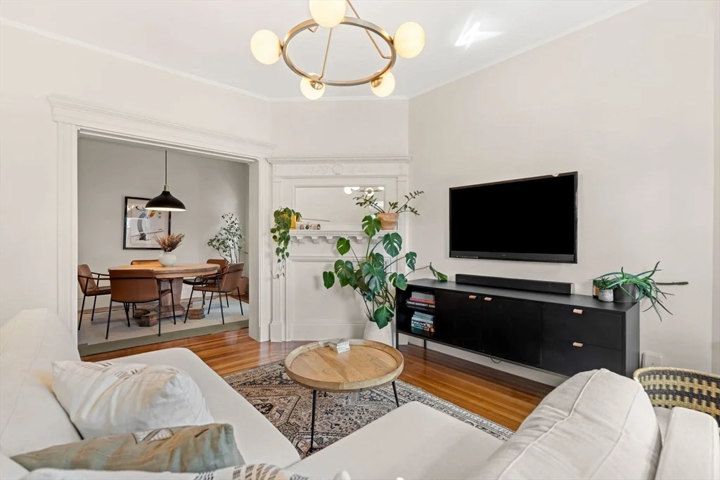 3 bed, 2 bath apartment for rent at 32 Roseclair St Unit 2, Dorchester — photo 7 of 34