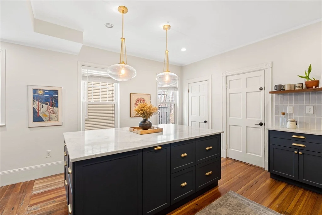 3 bed, 2 bath apartment for rent at 32 Roseclair St Unit 2, Dorchester — photo 18 of 34