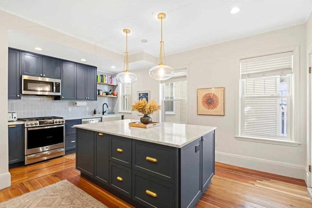 3 bed, 2 bath apartment for rent at 32 Roseclair St Unit 2, Dorchester — photo 19 of 34