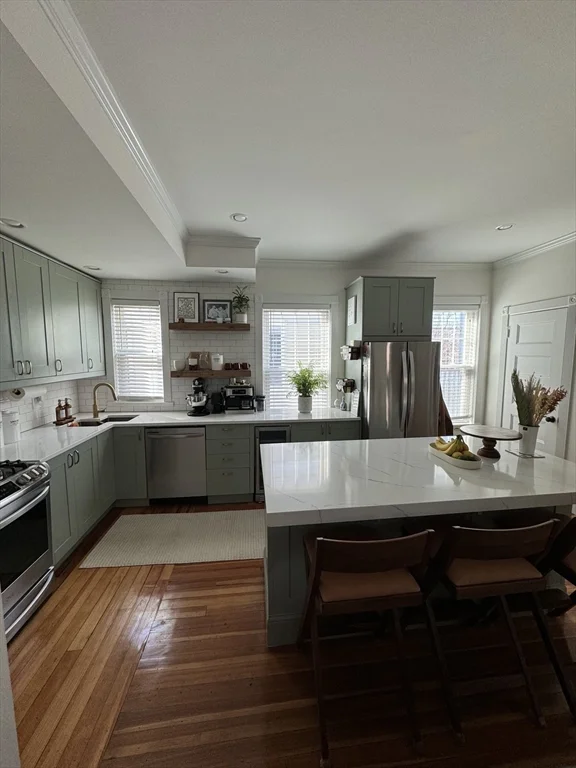 3 bed, 2 bath apartment for rent at 32 Roseclair St Unit 3, Dorchester — photo 3 of 17