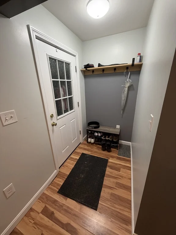 2 bed, 1 bath apartment for rent at 32 Roundy Unit 1, Beverly — photo 13 of 14